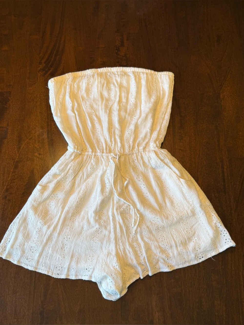 Hollister Strapless White Romper Size Medium